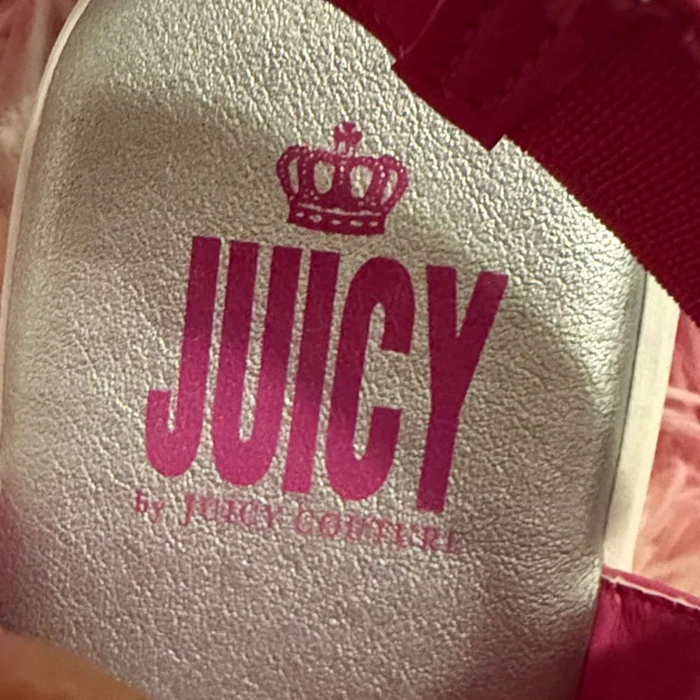 Juicy Couture Kids Sandals with Pink and Silver Accents